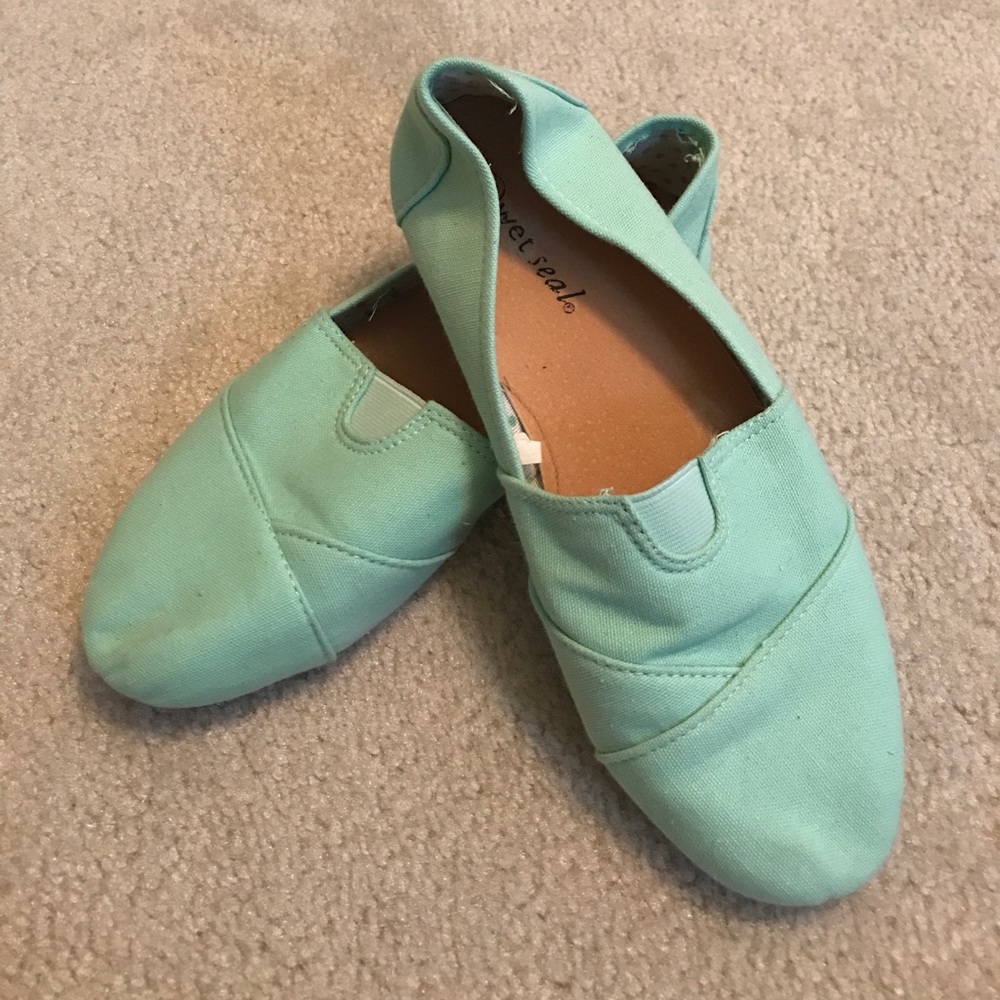 Wet Seal Slip On Shoes