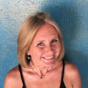 Meet your Posher, Lori