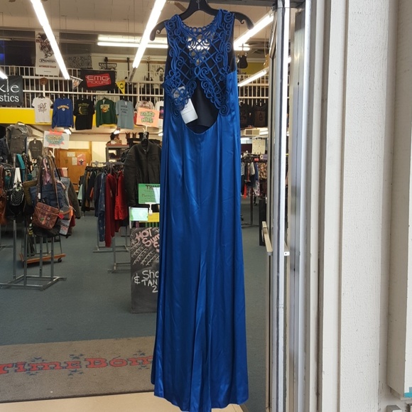 Jessica McClintock Silk Dress - Picture 4 of 4