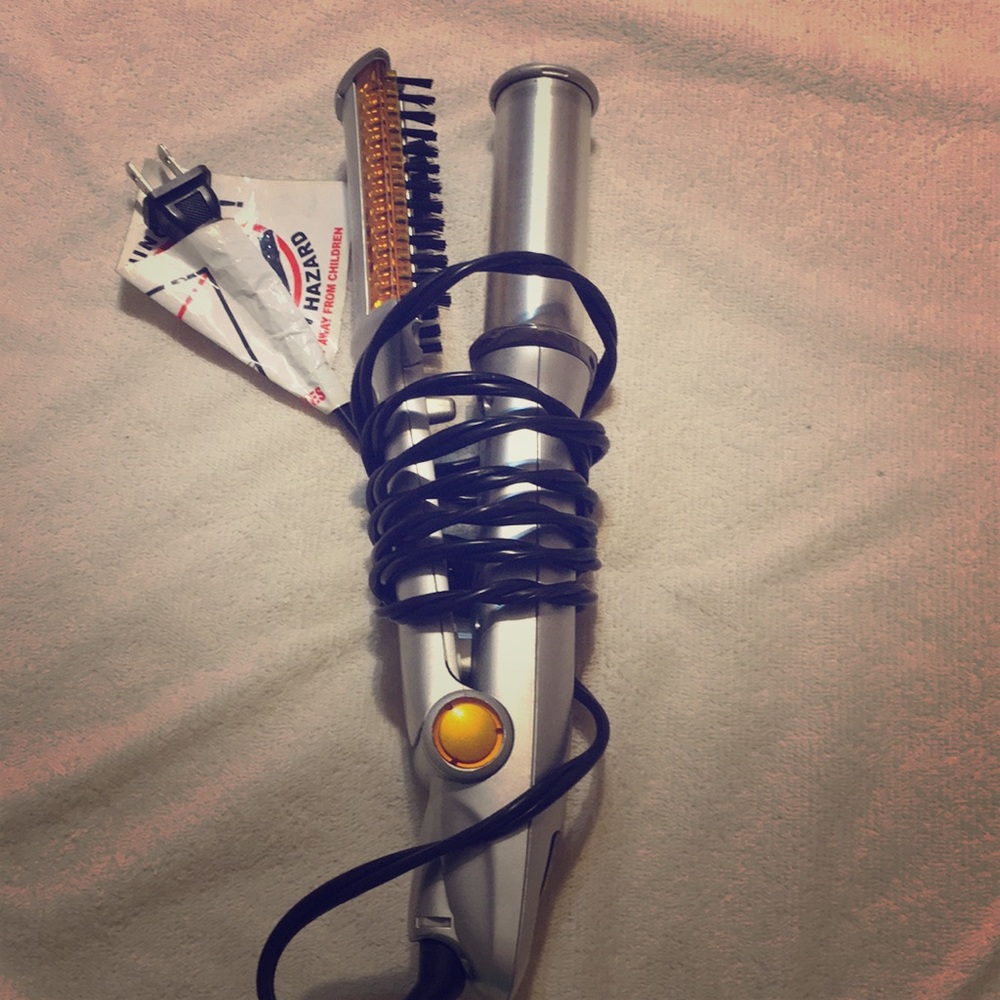 Curly iron