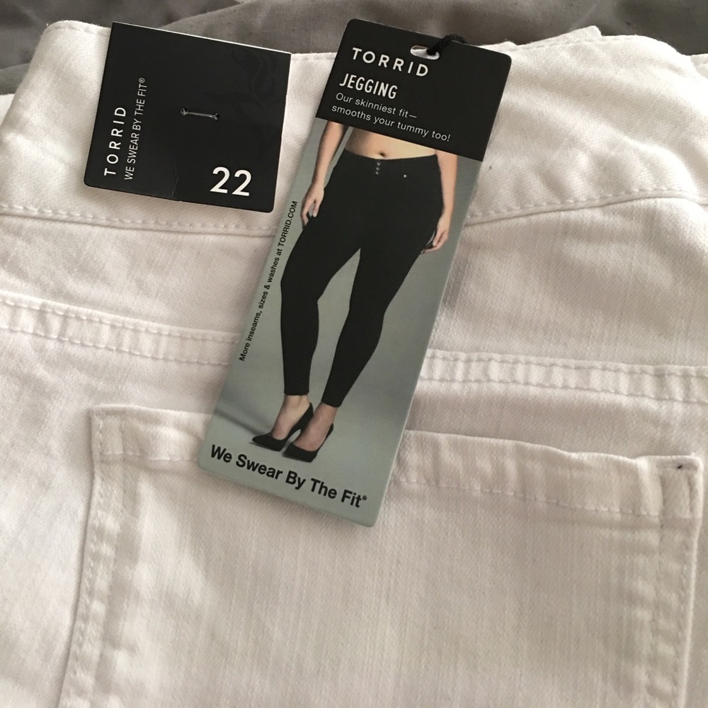 🚨TORRID JEGGINGS🚨