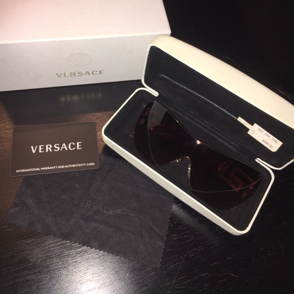 Versace sunglasses main image 5