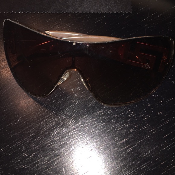Versace sunglasses main image 4