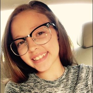 Meet your Posher, Lindsay