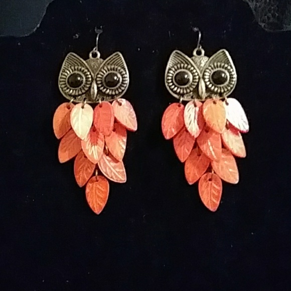 Earrings - Picture 1 of 1