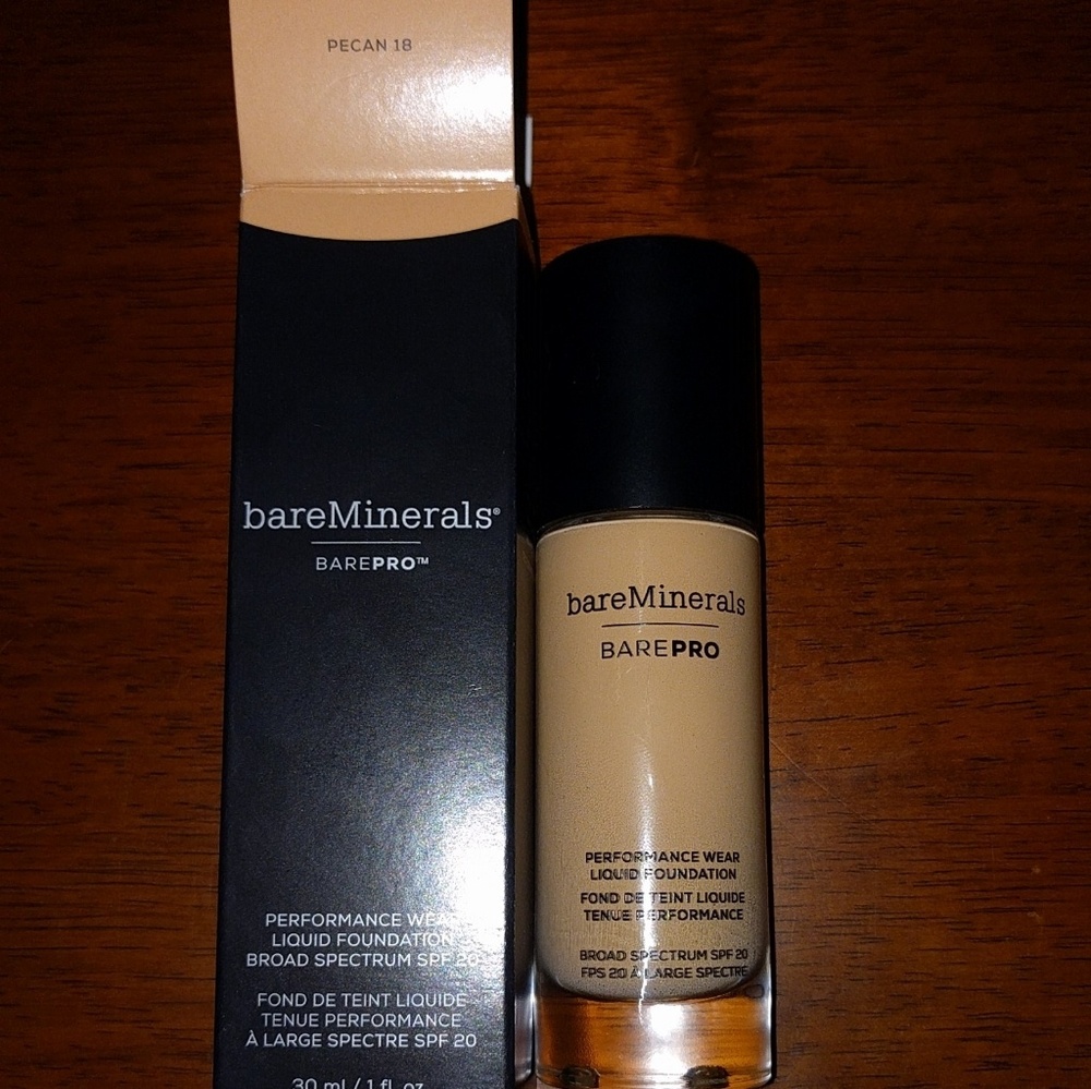 Bare Minerals BarePRO Liquid Foundation  Pecan 18