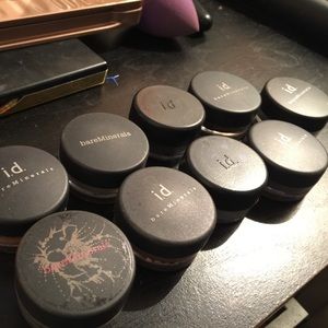 9 bareMineral eyeshadows😍
