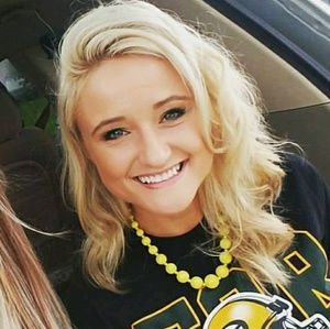 Meet your Posher, Lisa