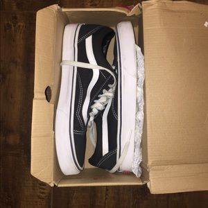 Classic Low Top Vans