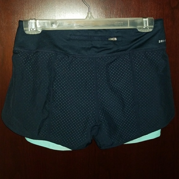 Nike 2-in1 Perforated Navy Short - Picture 2 of 5