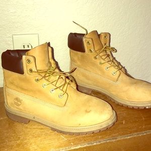 Classic wheat Timberlands