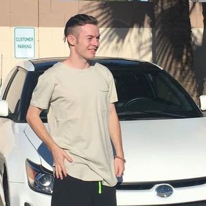 Meet your Posher, Jake