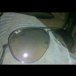 New Ray Ban Aviator Sunglasses Rare