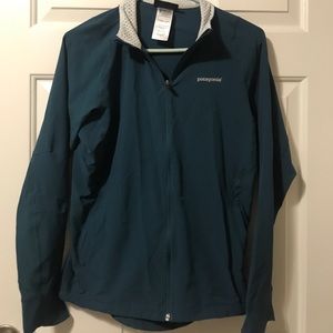 Light weight Patagonia jacket!