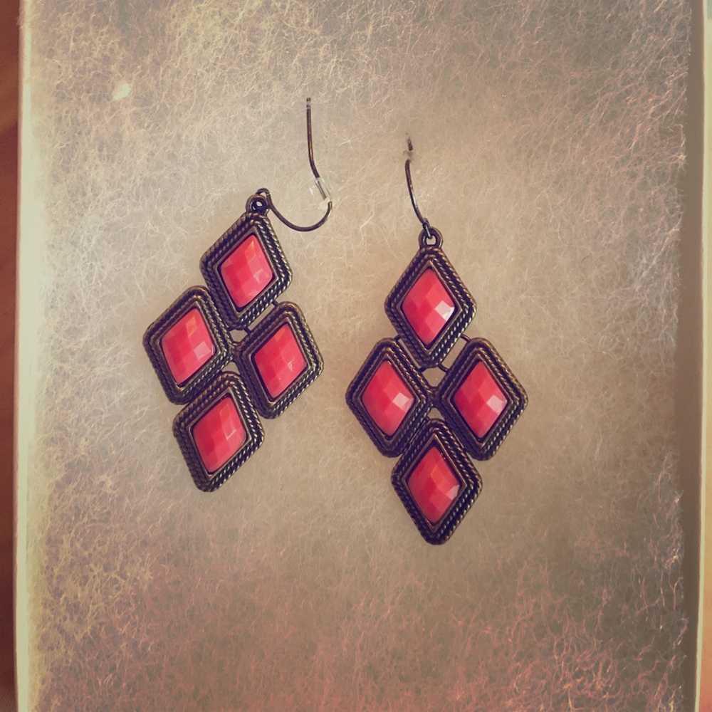 Coral dangling earrings