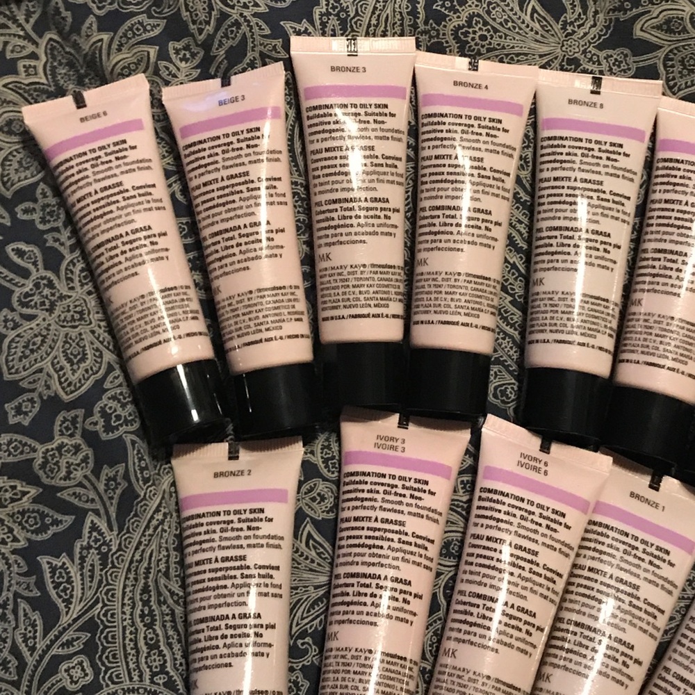 Brand New Mary Kay TimeWise Matte Foundation. - Picture 3 of 4