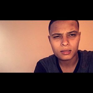 Meet your Posher, Whitney