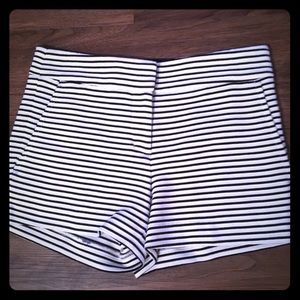 BCBG Striped Shorts Sz. 0 - like new!