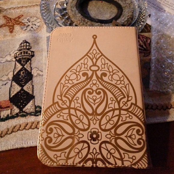 A 7''tablet case - Picture 3 of 3