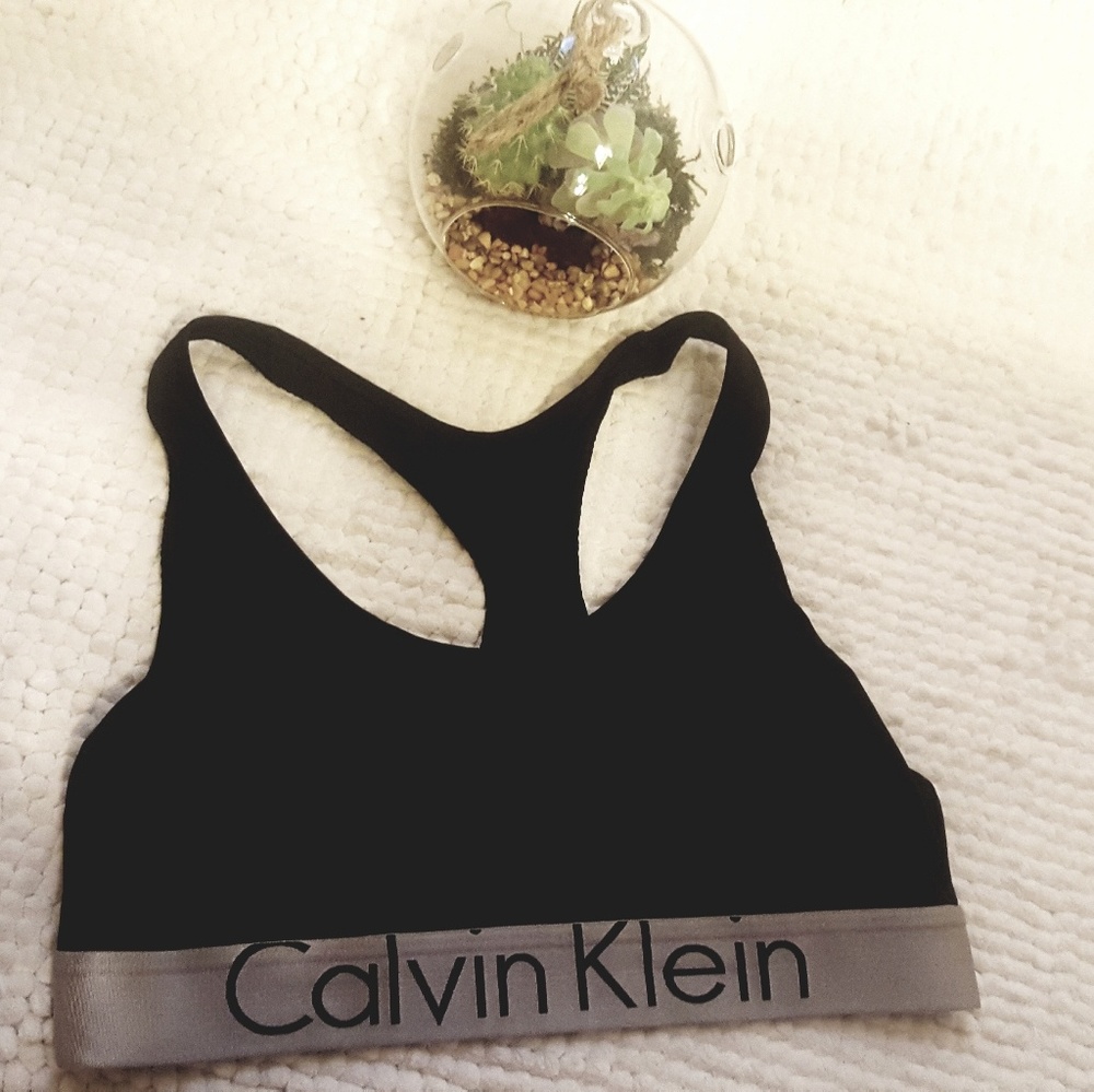 Black & silver calvin klein sports bra