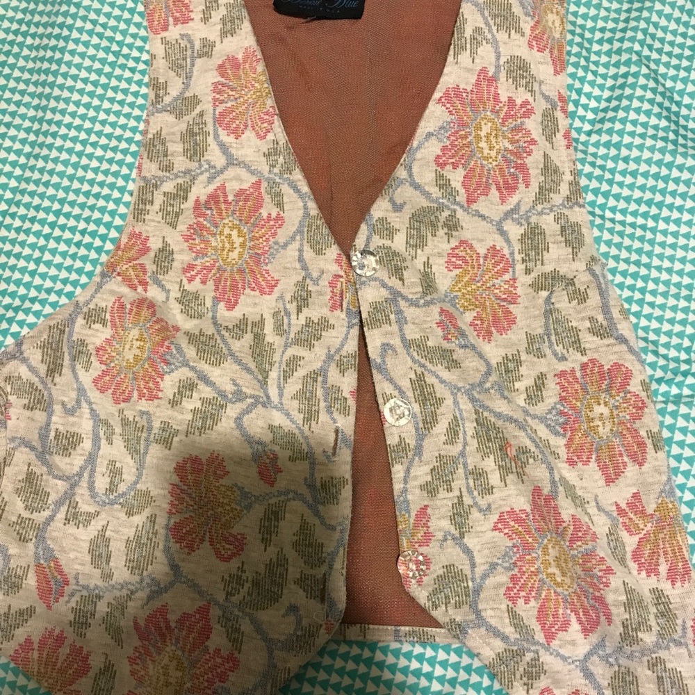 Flower vest