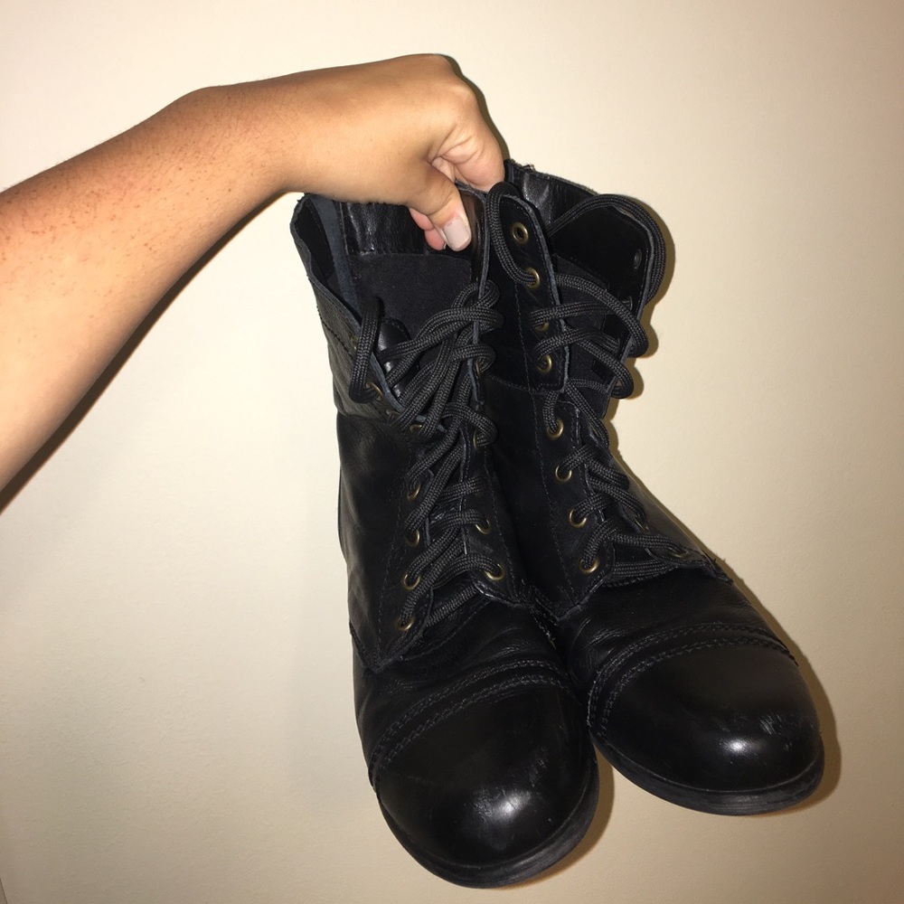 STEVE MADDEN BOOTS