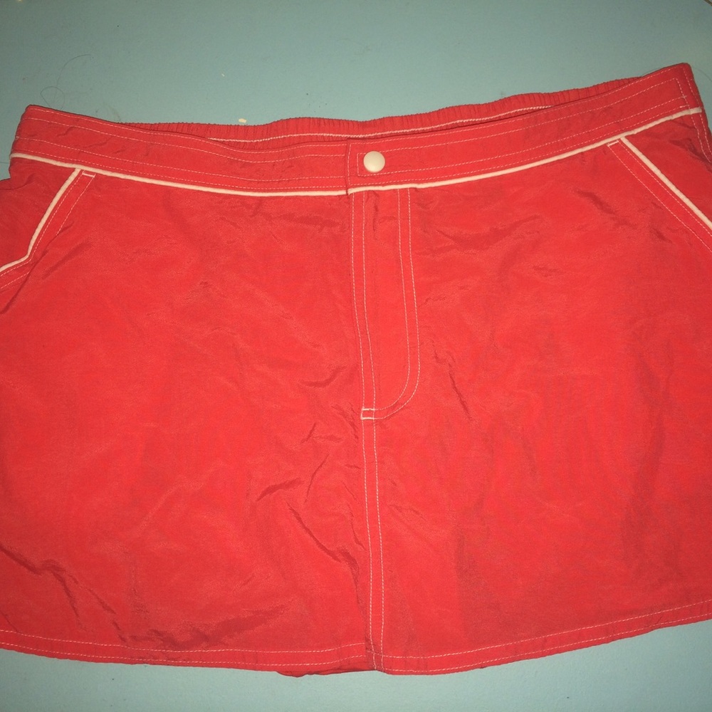 Red and White athletic tennis skort