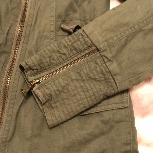 GREEN CARGO JACKET - Picture 3 of 8