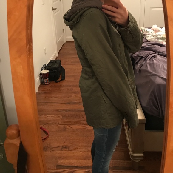 GREEN CARGO JACKET - Picture 8 of 8