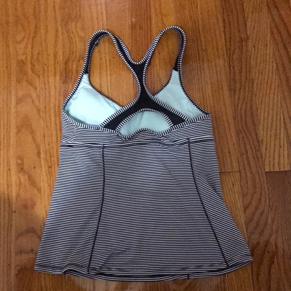Nike Dri Fit Racerback Top - Picture 3 of 4