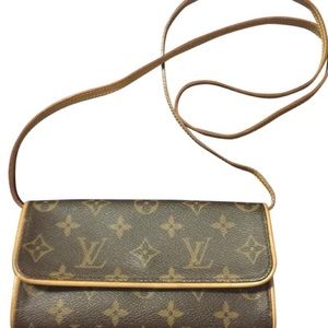 Louis Vuitton Twin Pochette PM