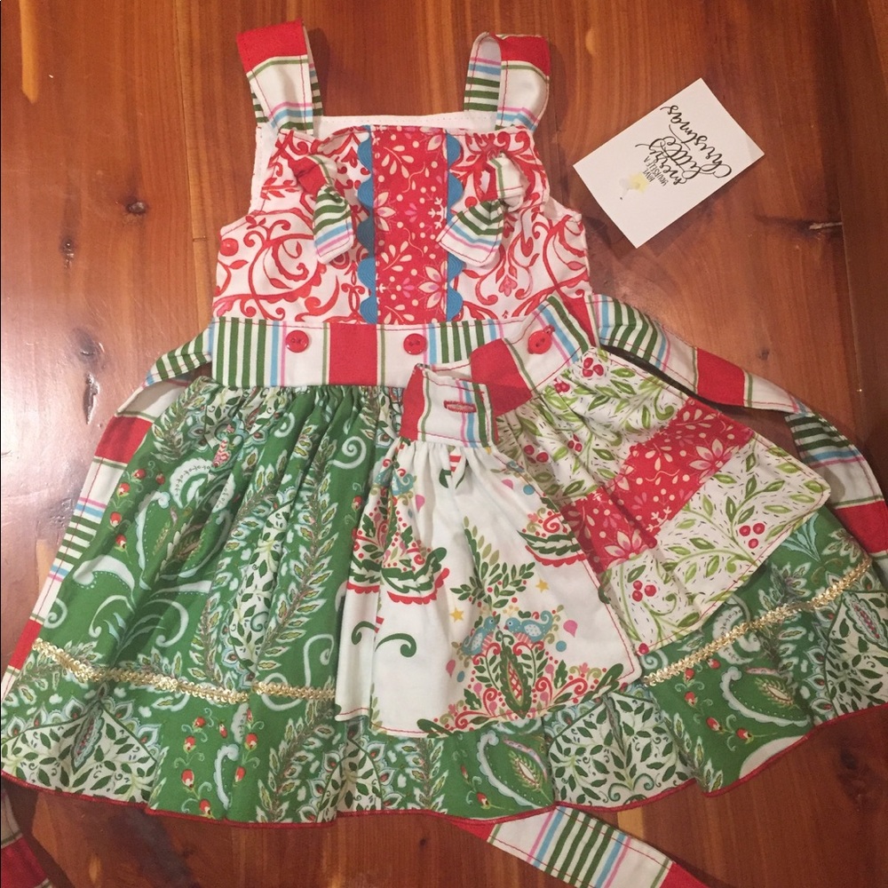 NWT 6 M Holly Reversible Apron Christmas Dress