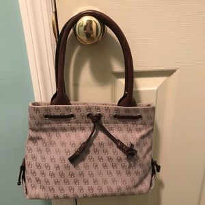 Platinum Dooney & Bourke like new