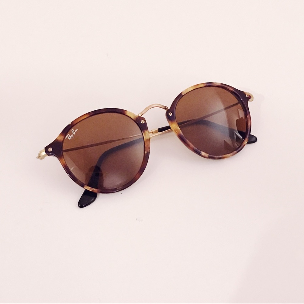 Ray-Ban sunglasses in tortoise
