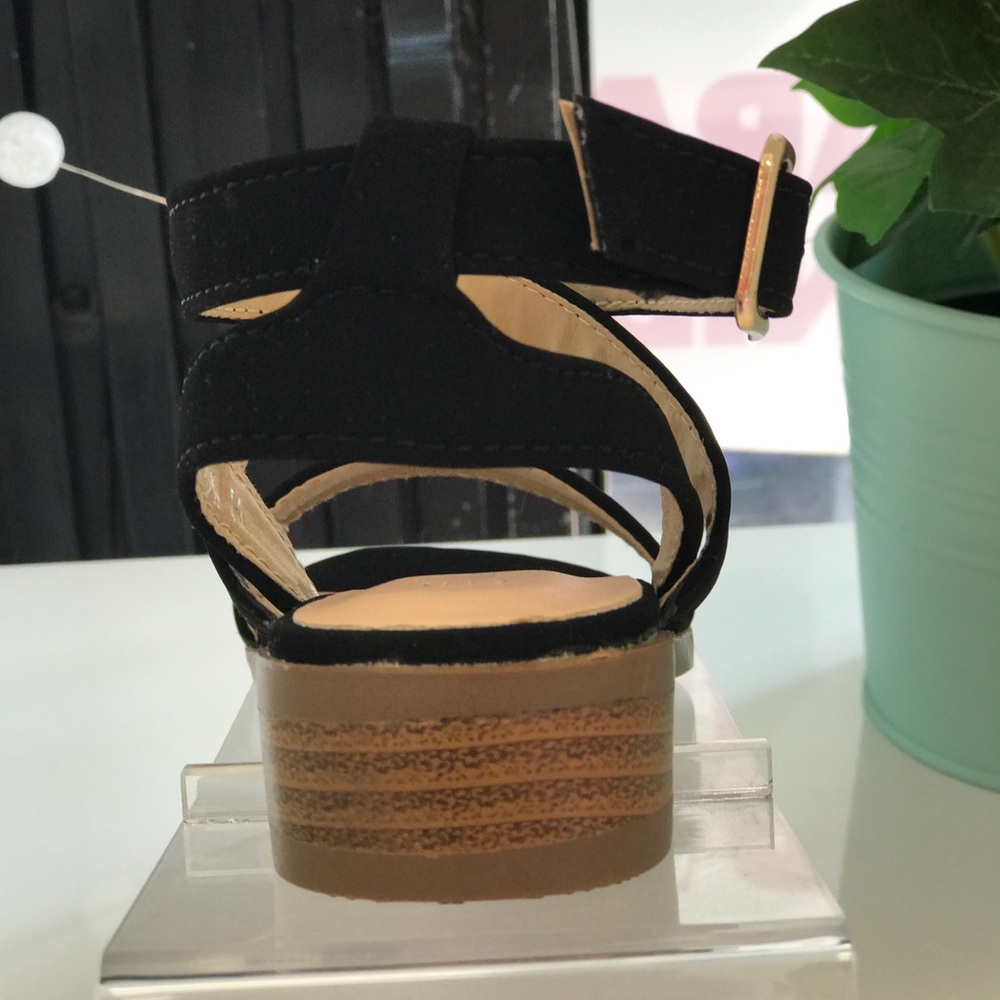 ✨Girls Noelle Sandal✨ - Picture 3 of 3