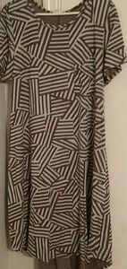 Lularoe Carly