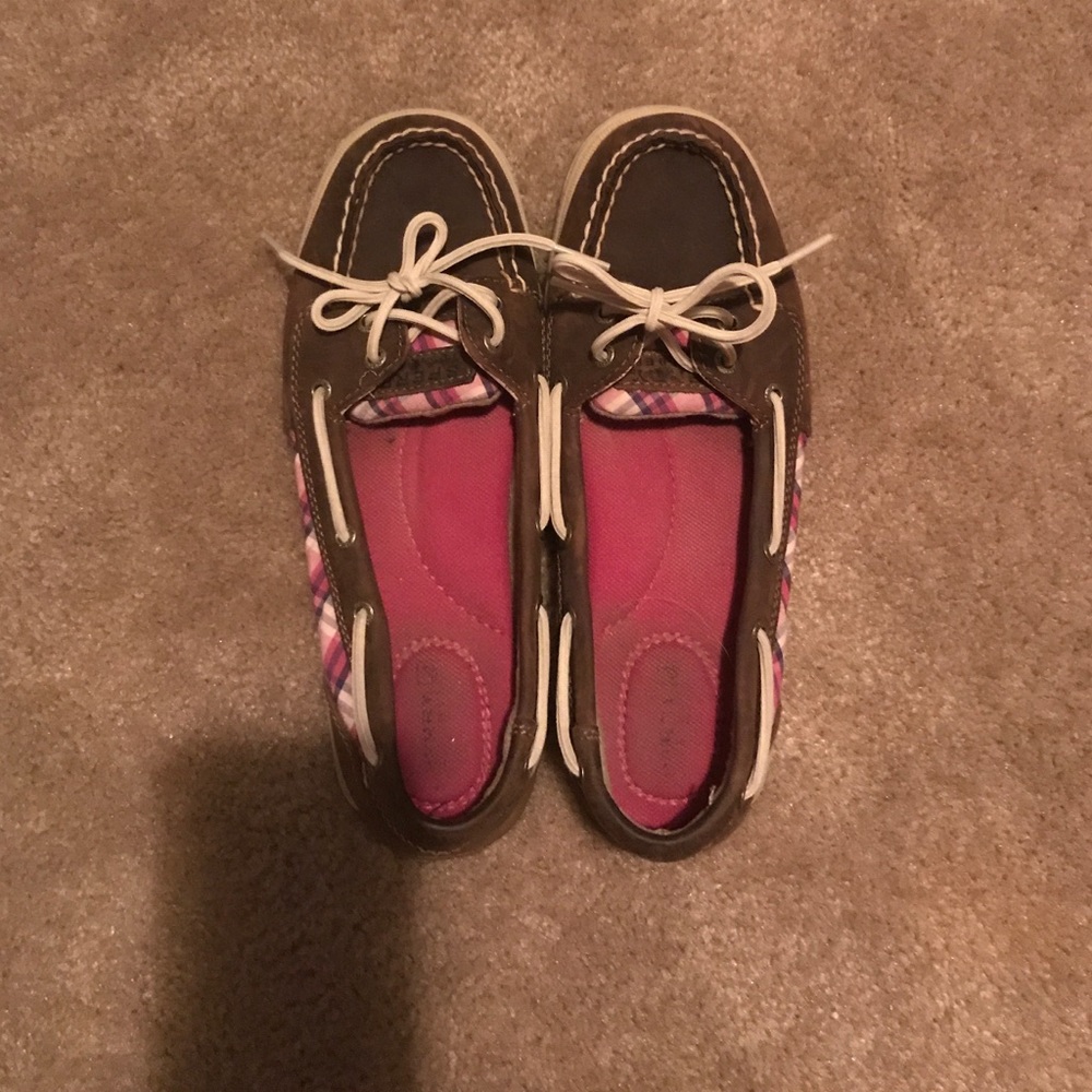 Sporty Top Sliders