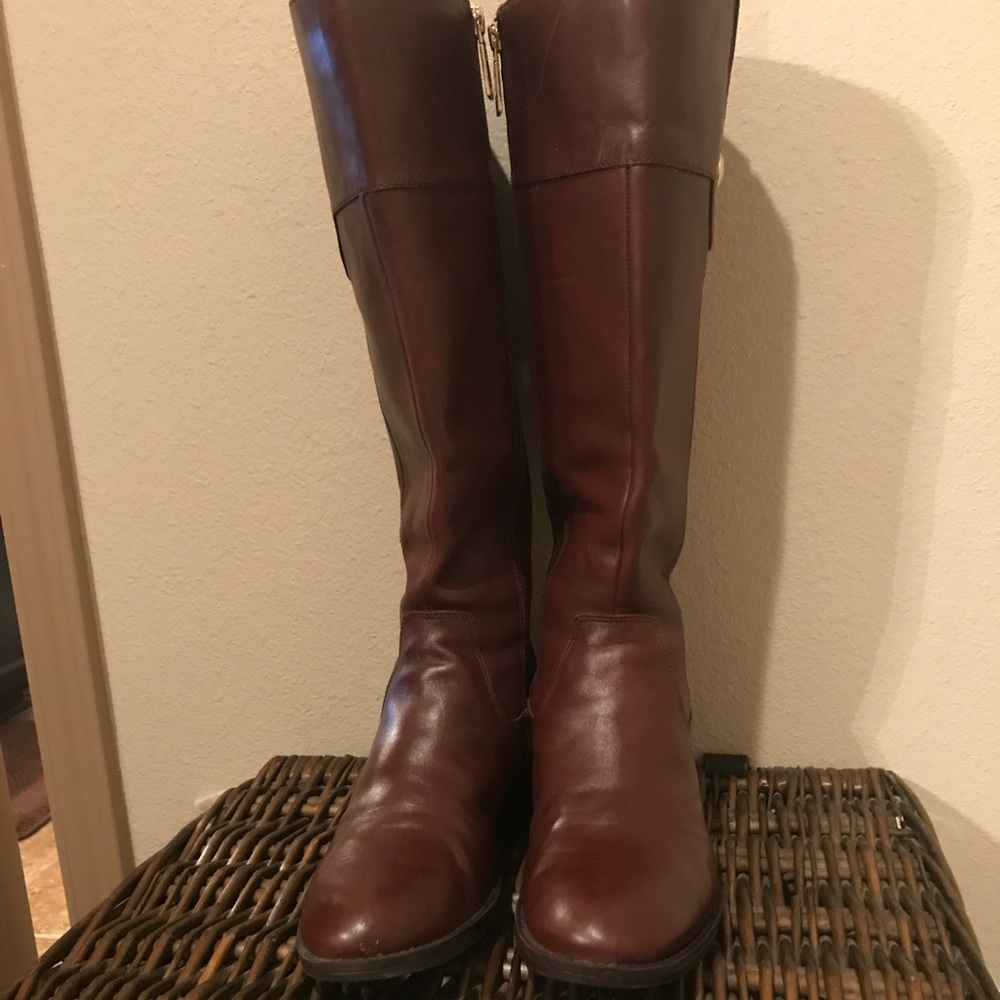 ‼️‼️SOLD‼️‼️Tommy Hilfiger leather boots size 8