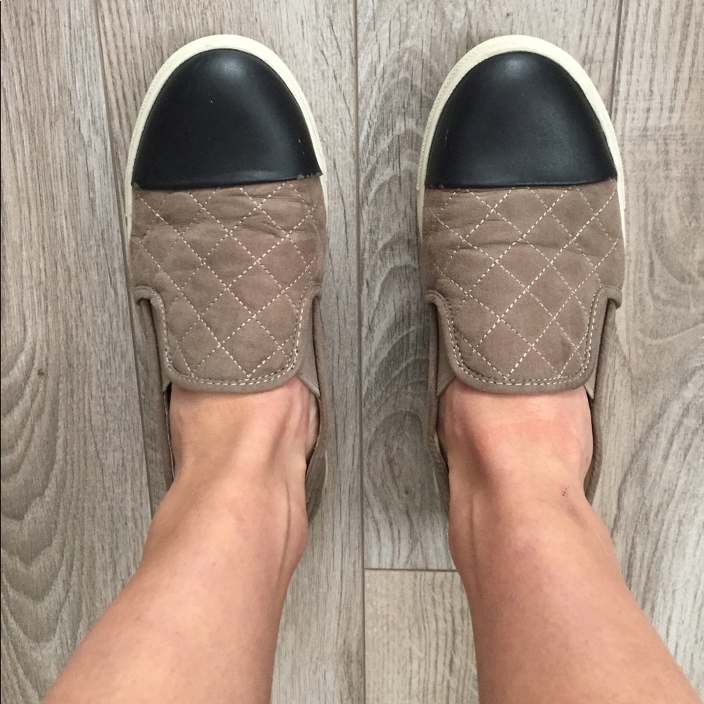 Steve Madden slip ons
