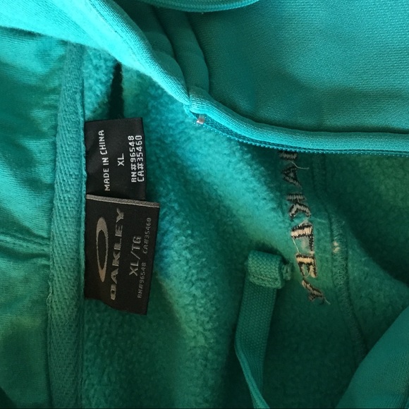 Oakley teal men's hoodie, size XL, great condition - Picture 2 of 2