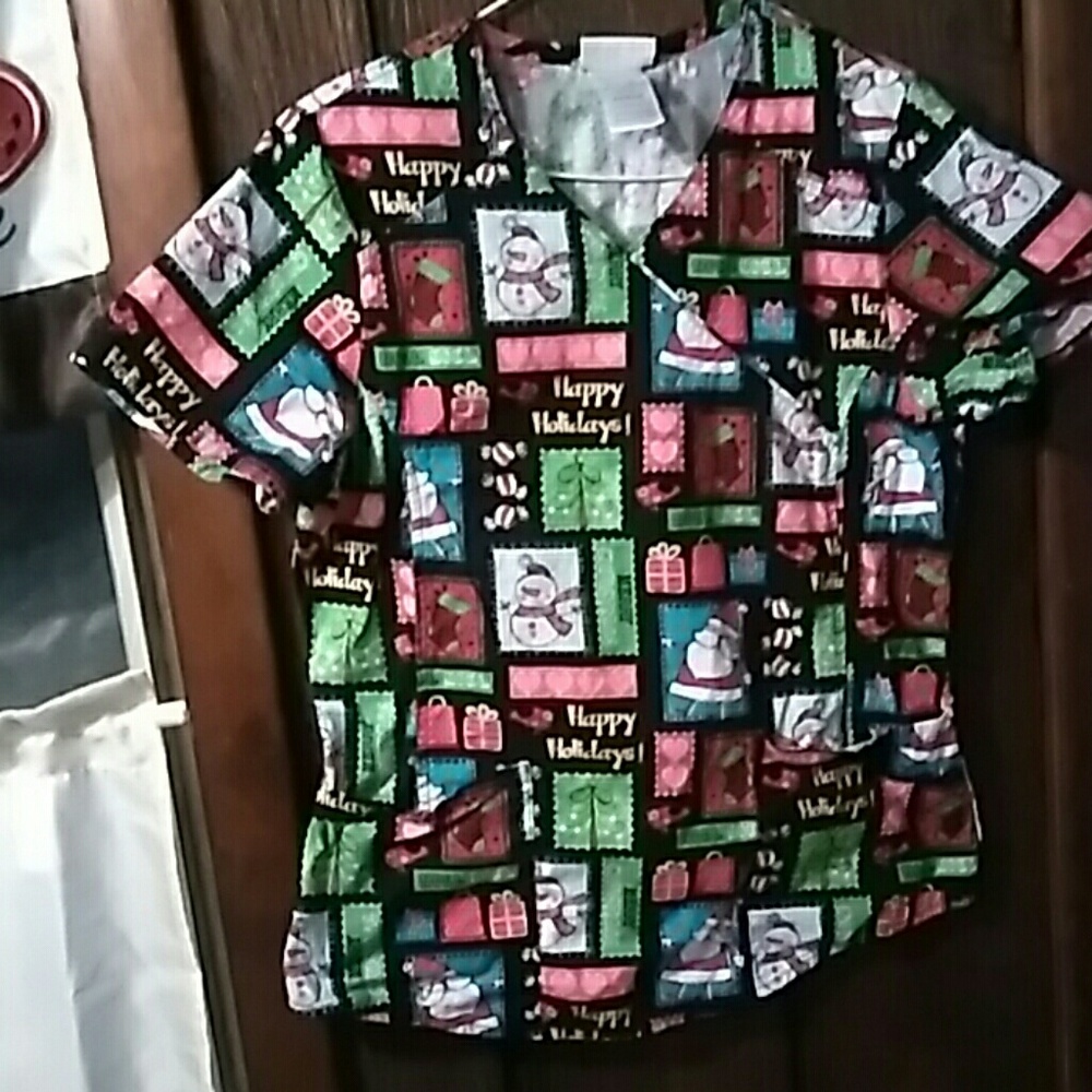 Scrub top