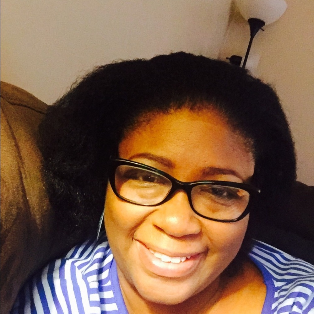 Meet your Posher, Sharon