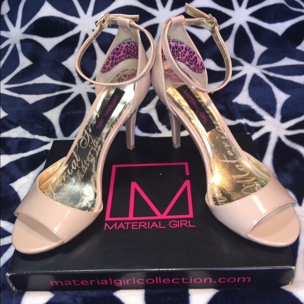 💋 Material Girl Nude Pump 💋
