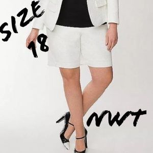 Classy Bum Wear; Size 18 Brocade Short