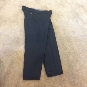 Nike dri-fit cropped running pants