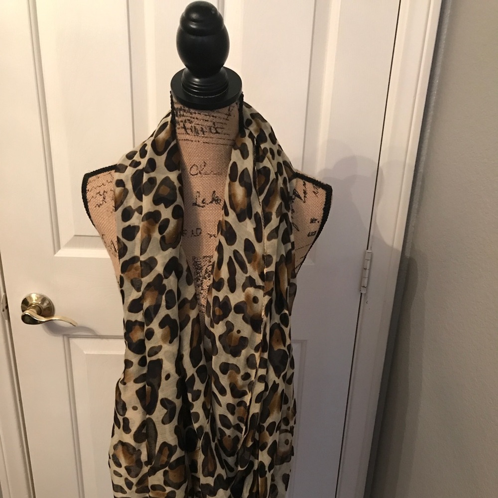 Infinity scarf