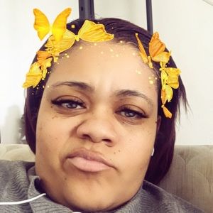 Meet your Posher, Domonique