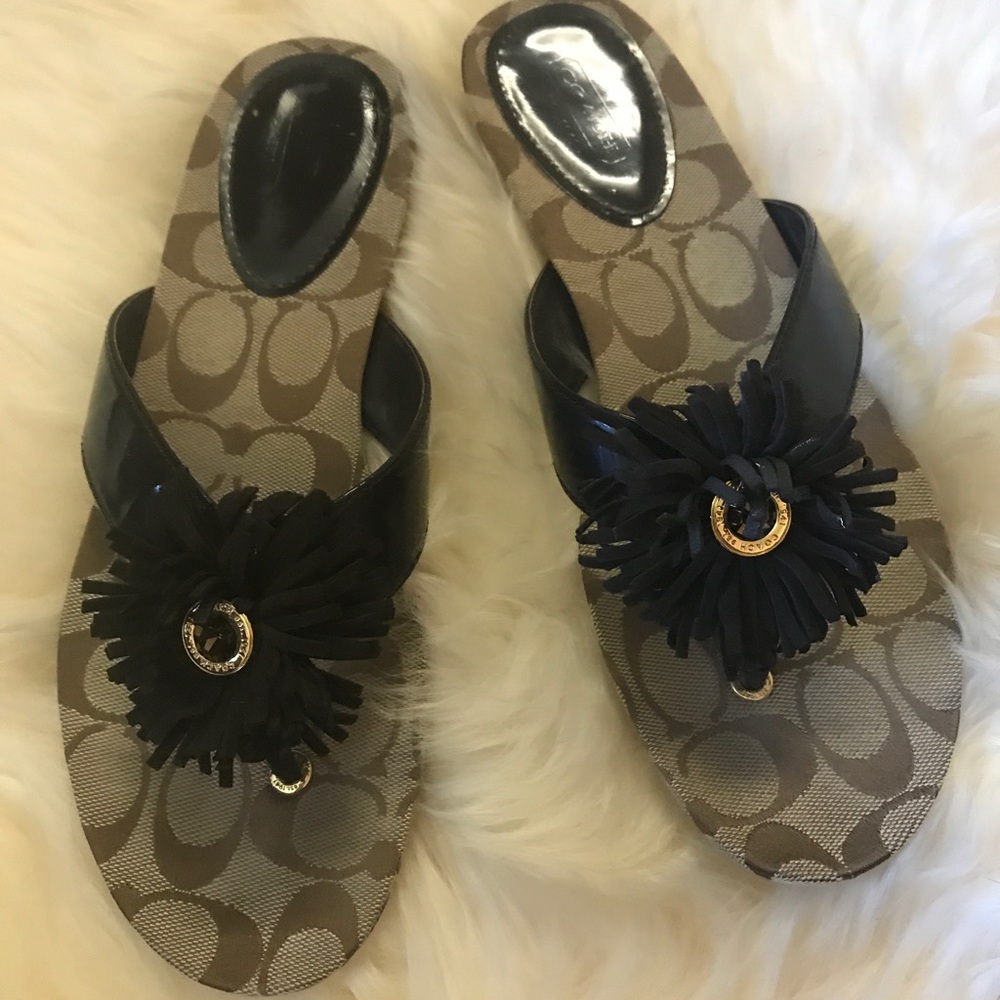 Coach Suki sandals sz 8.5
