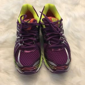 Asics Gel-Nimbus Women Size 8 (US)
