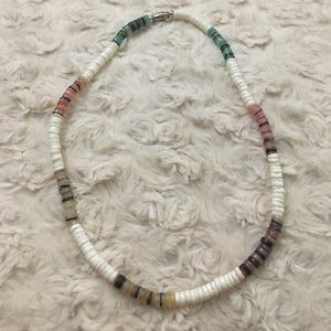 🌴Beachy multi-color shell necklace🌴